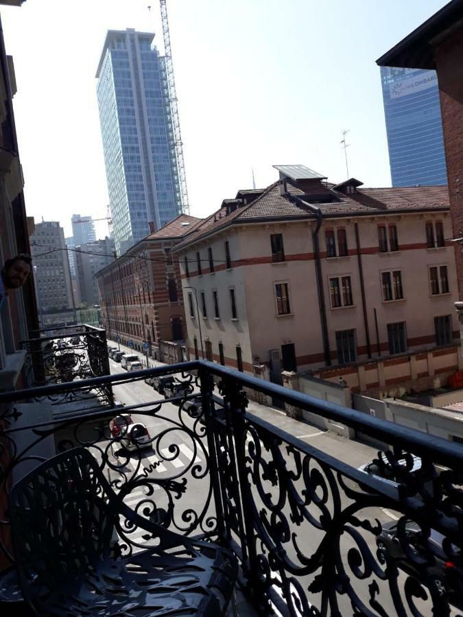Appartamento Con Vista Milano Exterior foto