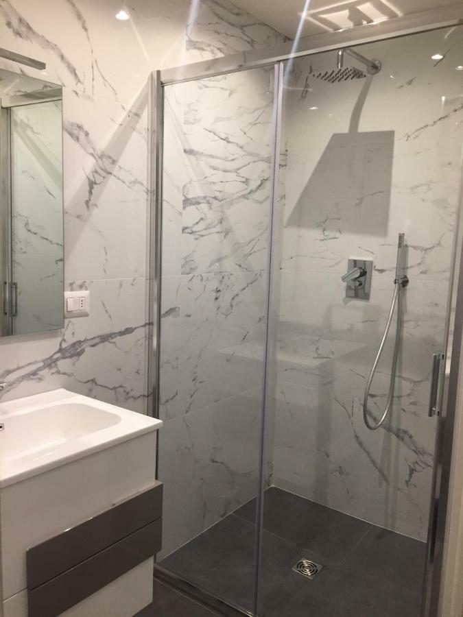 Appartamento Con Vista Milano Exterior foto